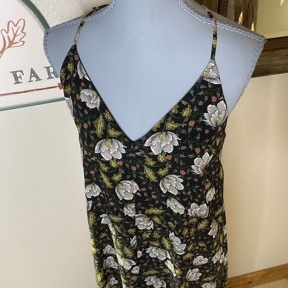 Smell The Roses Spaghetti Strap Floral V Neck Halter Back Maxi Dress Size Small - Picture 12 of 16